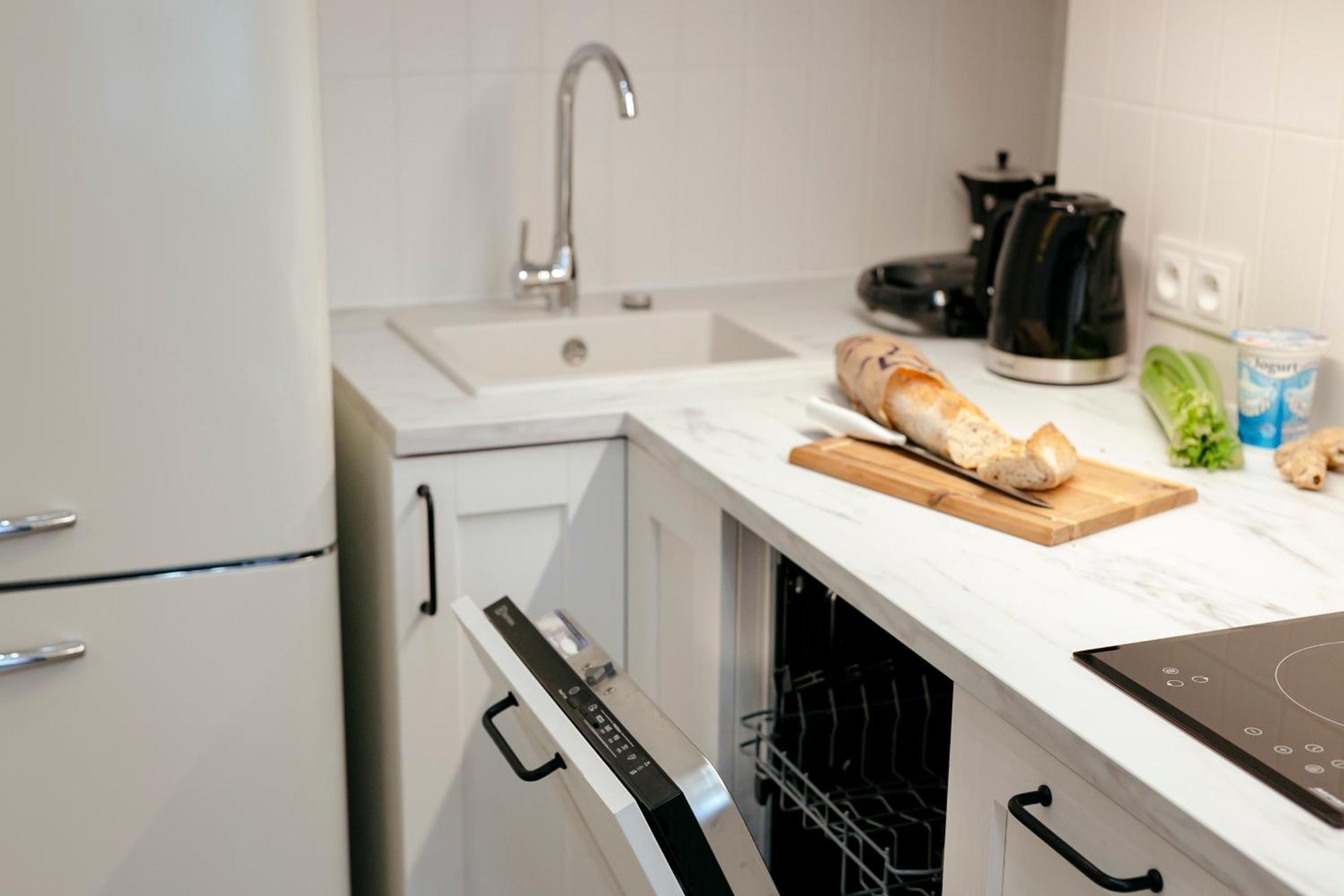 Pulawska 11 -Prywatny Apartament 4 Osobowy W Centrum Warszawy - Better Rental Warszawa Eksteriør bilde